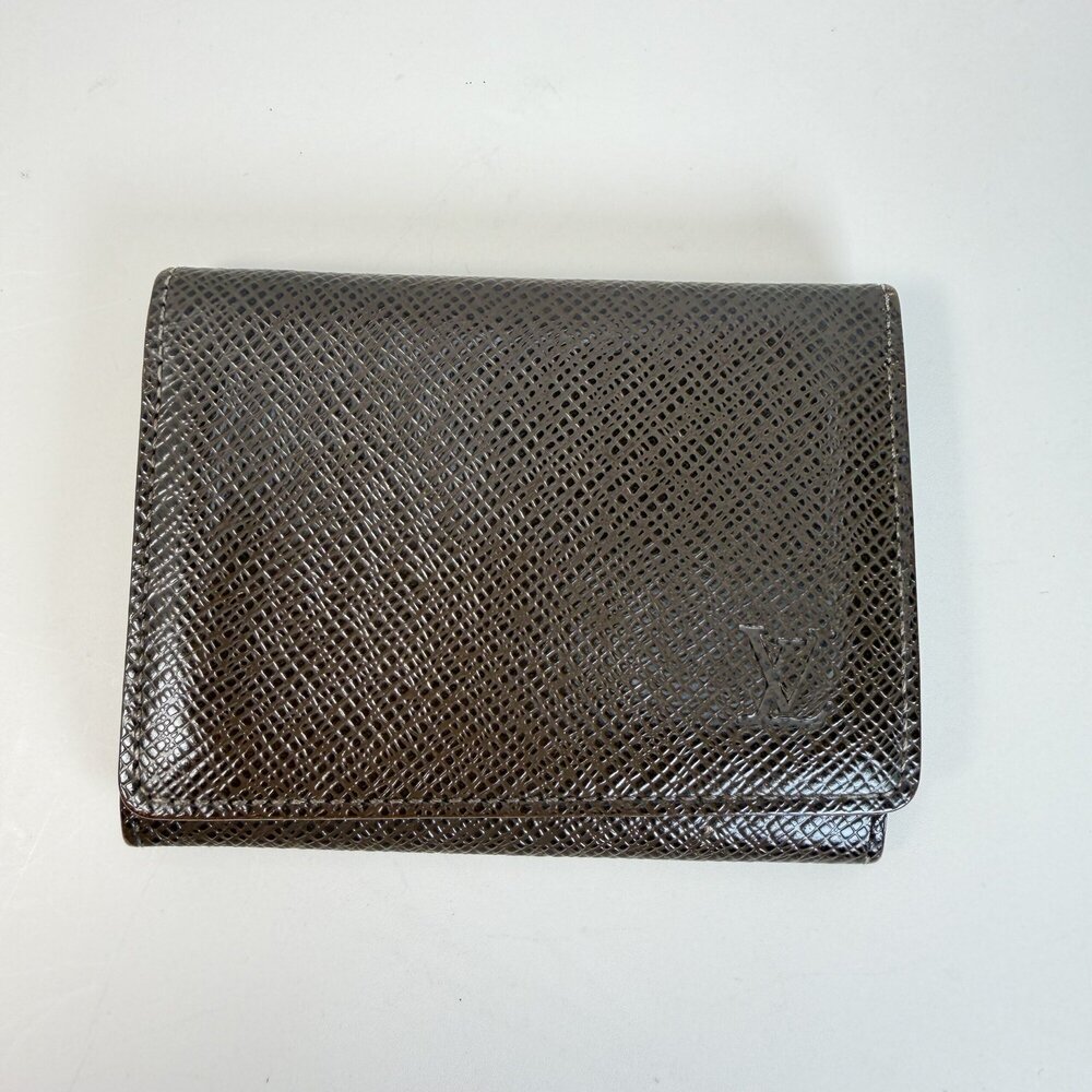Louis Vuitton Taiga Leather Business Card Holder